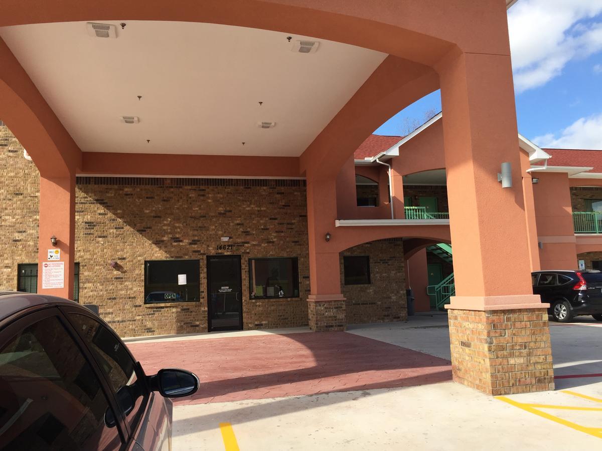 Classic Inn & Suites Humble Extérieur photo